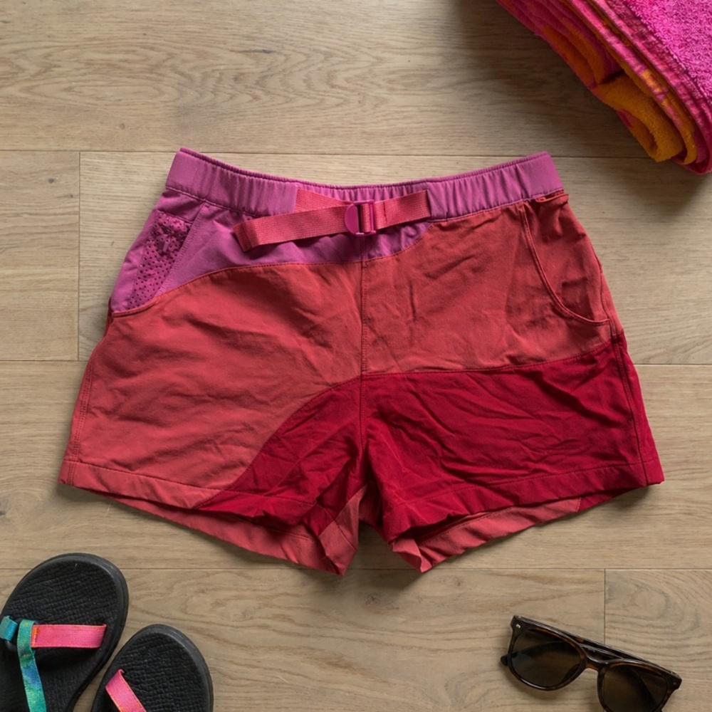 Outdoor Voices RecTrek Colorblock 3” Athletic Hiking Shorts Poppy Fuchsia Red